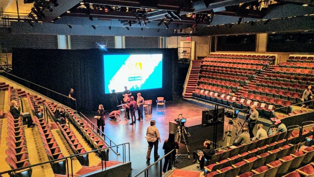 Stage Set Up